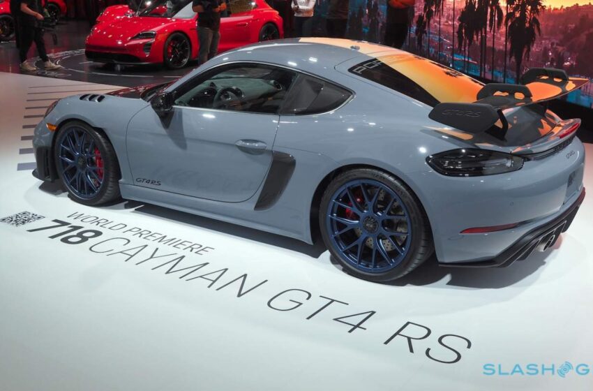  The 2022 Porsche 718 Cayman GT4 RS is a serious glow-up